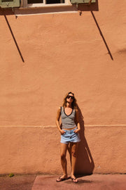 T-shirt en coton à décolleté en V