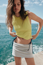 Top asymétrique en maille côtelée