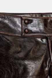 Short à taille haute et fines rayures