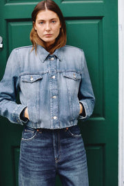Blouson en denim TRF à épaulettes