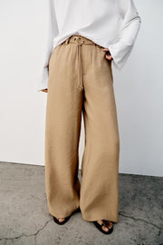 Pantalon droit avec ceinture