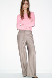 Pantalon à chevrons avec ceinture tressée