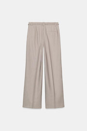 Pantalon à chevrons avec ceinture tressée