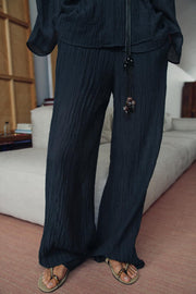Pantalon semi-transparent effet froissé
