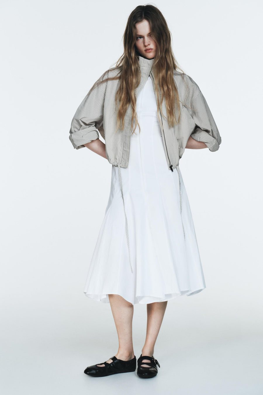Robe midi dos-nu godets