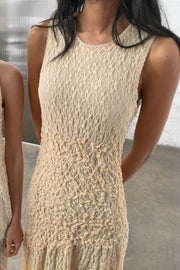 Robe midi en dentelle à fronces
