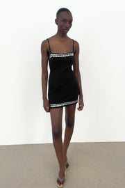 Robe mini à clous