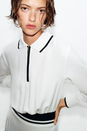 Robe midi contrastée plissée