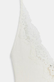 Top côtelé en dentelle
