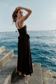 Robe peplum à volume