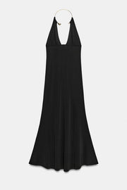 Robe dos-nu ras-de-cou