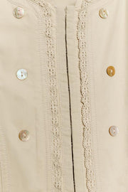 Veste à boutons contrastée en dentelle