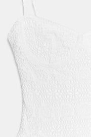 Robe courte au crochet