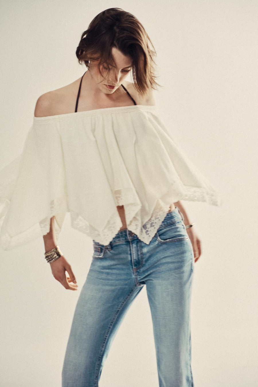 Top effet cape en dentelle