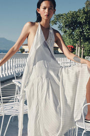 Robe dos-nu à rayures en dentelle