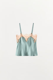 Top lingerie satiné à détails en dentelle