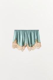 Short satiné en dentelle