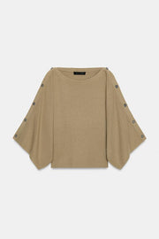 Pull en maille à manches cape et boutons