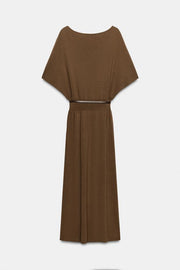 Robe midi en maille avec ceinture