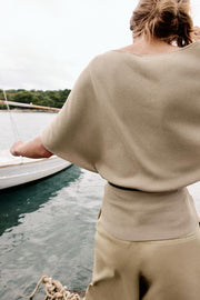 Pull en maille avec ceinture
