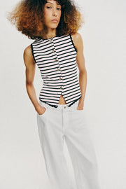 Top façon gilet à rayures à boutons