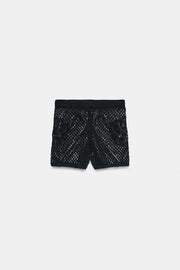 Short en maille ajourée
