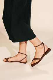 Jupe minimaliste en cuir suédé Édition limitée