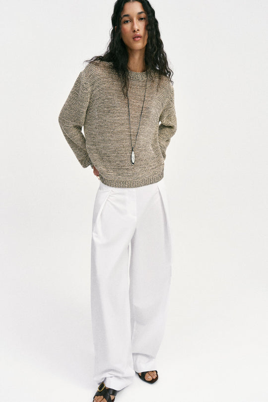 Pull en maille à fil métallisé