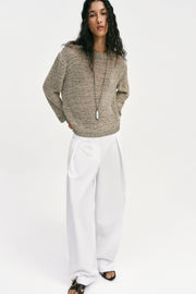Pull en maille à fil métallisé
