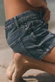 Short mini en denim TRF à clous