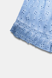 Short effet délavé à broderies ajourées