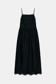 Robe midi brodée ajourée
