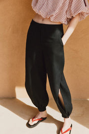 Pantalon bouffant en lin à fentes