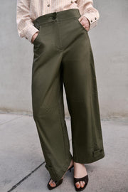Pantalon coupe barrel à passants