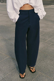 Pantalon coupe barrel