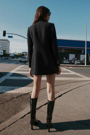 Manteau court croisé en laine