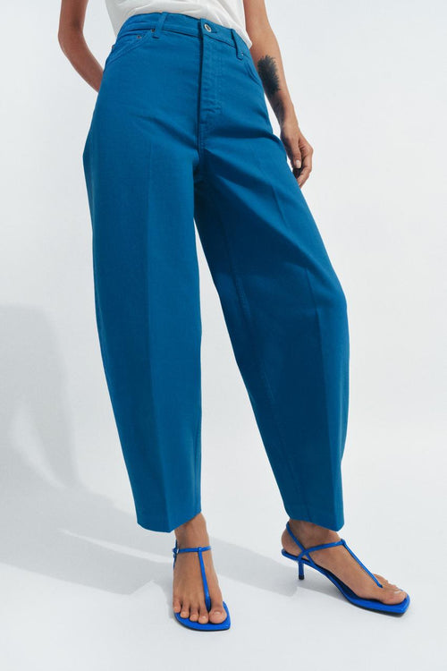 Jean ZW Collection coupe fuselée taille haute