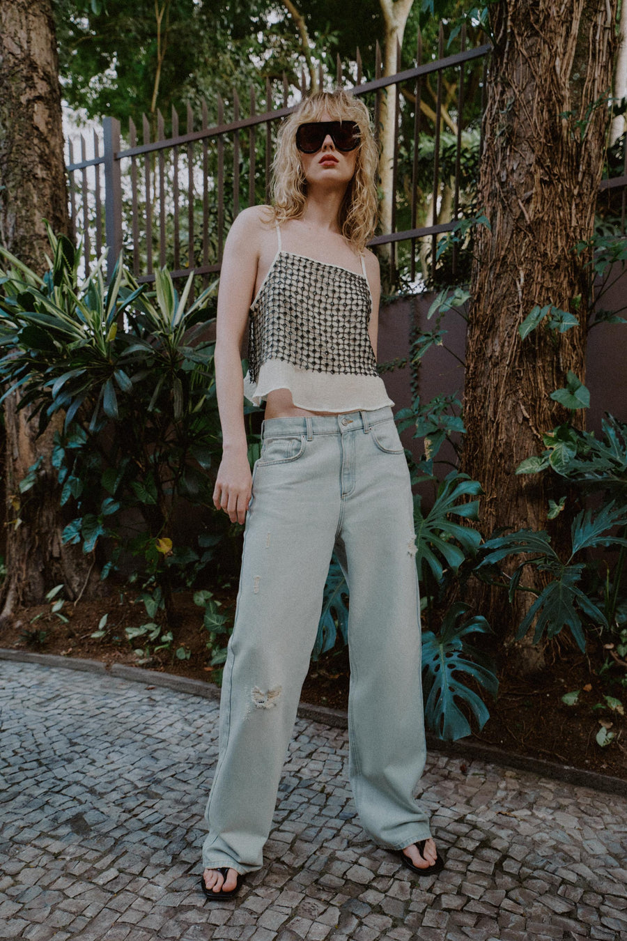 Jean Z1975 coupe droite taille mi-haute déchiré