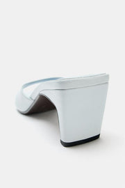 Mule en cuir à talon